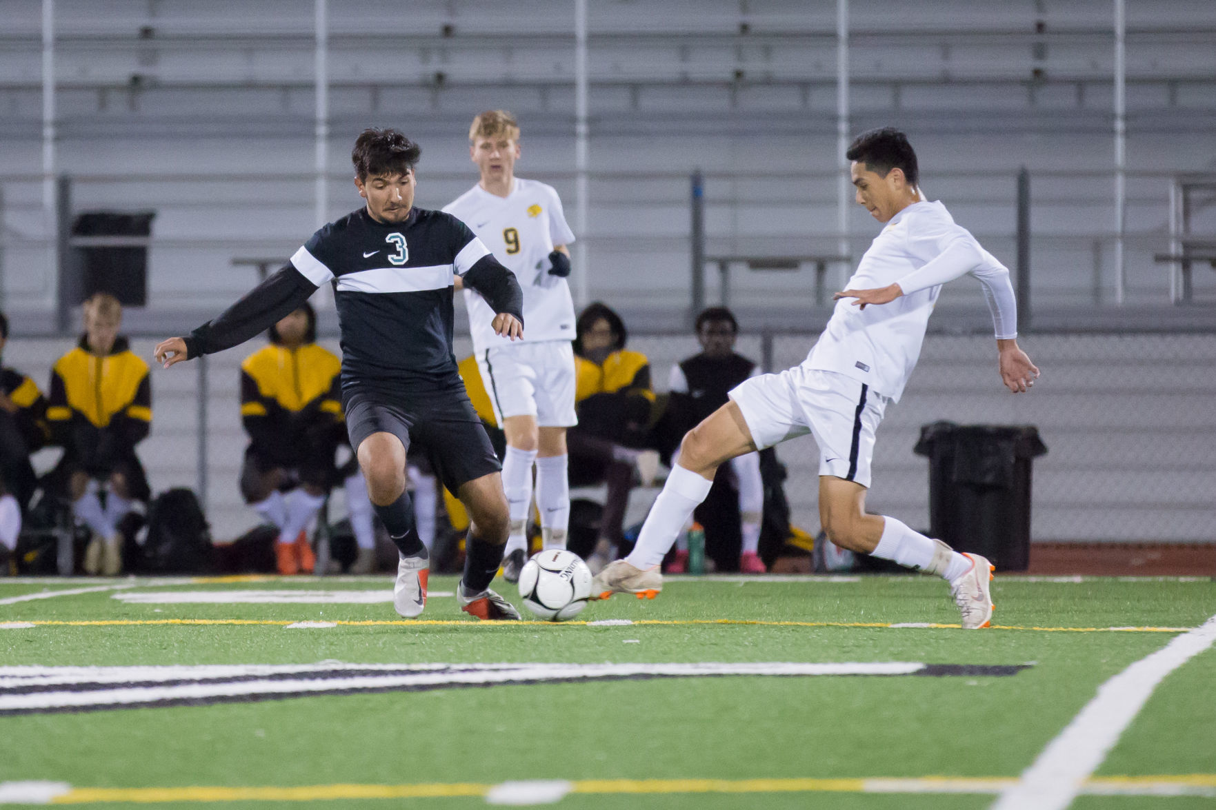 010419 Pioneer Valley vs SLO Soccer 003.jpg
